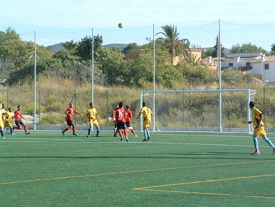 EL GORGOS C.F. (2ª Regional, grup XIII), PROTESTA PER LA LLUNYANIA DELS EQUIPS DEL GRUP