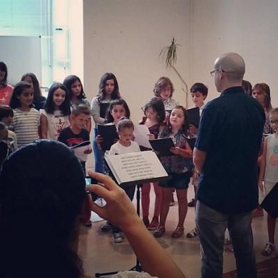 GATA: EL MAL TEMPS OBLIGA A FER L'ACTUACIÓ DE CLOENDA D'ART AL VENT XII A COBERT