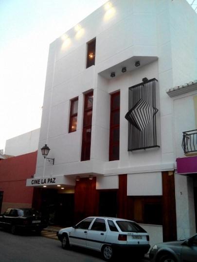 LA PREMSA PARLAVA ESTOS DIES ENRERE DEla reinauguració del cine La Paz de Gata de Gorgos