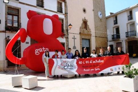 PRESENTEN LA XII FIRA GATA AL CARRER 2015 (el poble serà tot una tenda els dies 10 i 11 d'octubre)