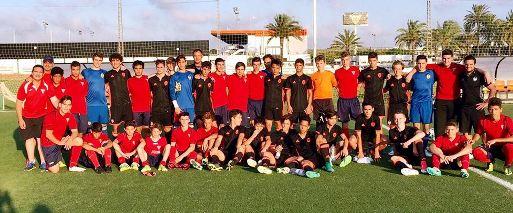 ELS CADETS DEL GORGOS C.F. VISITEN L'ESCOLA DE FUTBOL DEL VALÈNCIA C.F.