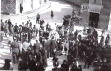 HUI ÉS LA SANTA CREU, 3 DE MAIG: abans es beneïa el terme