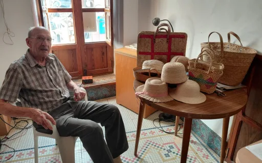 CONVERSES AMB…VICENTE PEDRÓS PONS (Vte. la Parra), comercial pioner de cabassos i barxes de la segona meitat del segle XX i un tresor de memòria amb 97 anys de vida