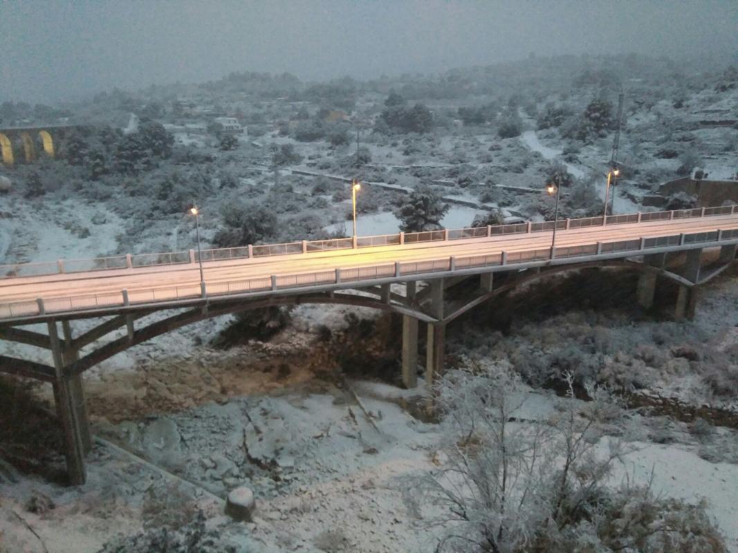 HUI FA 7 ANYS DE LA NEVADA DEL 2017, L’ENDEMÀ DE SANT ANTONI. L’altra gran nevada va ser el 12 de febrer de 1983, fa 41 anys