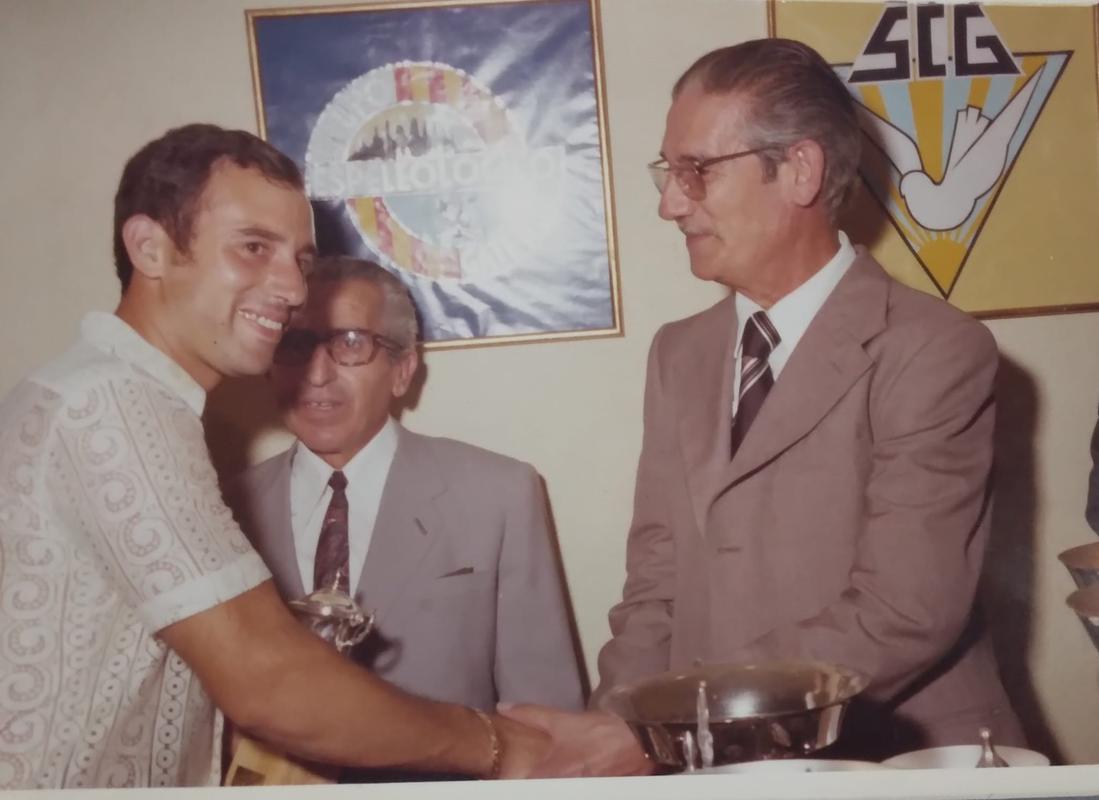 FOTOGRAFIES ANTIGUES (Gata en el record) 1.900 de la série del Cronista de Gata. ACTE ESPORTIU, 1966/1967?