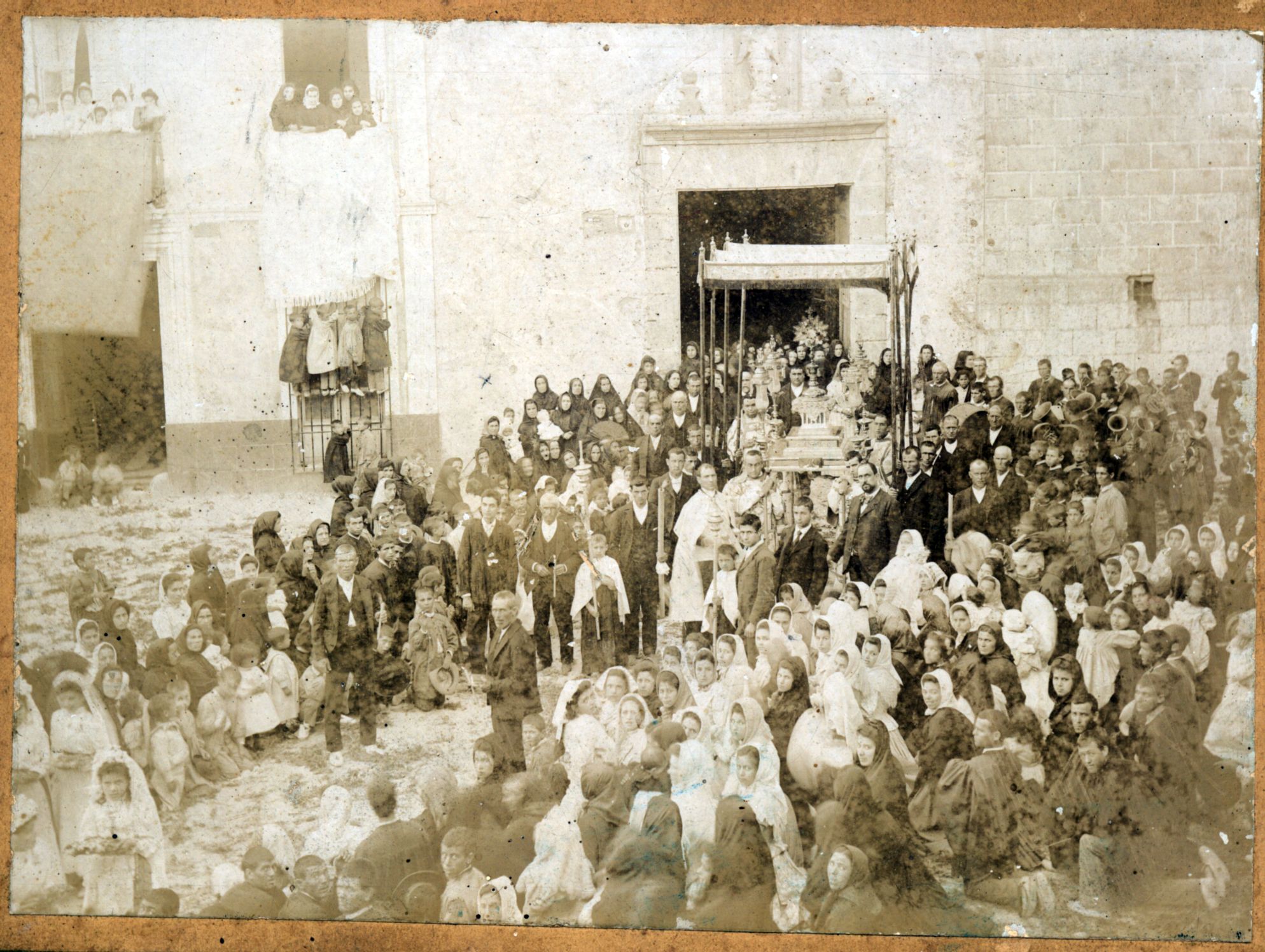 DEMÀ ÉS LA FESTA DEL CORPUS